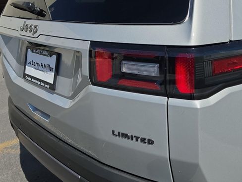 New 2026 Jeep Cherokee Limited AWD/4WD image 10