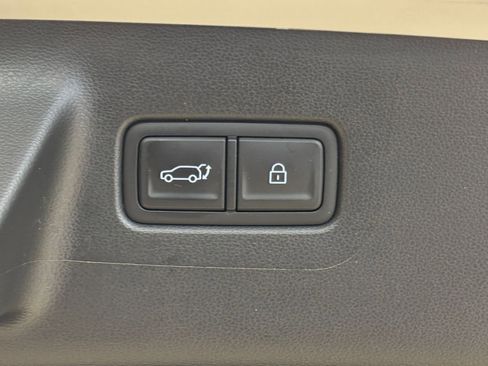 Used 2025 Hyundai Santa Fe SEL AWD/4WD image 23