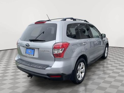Used 2015 Subaru Forester 2.5i Premium w/ All-Weather Package AWD/4WD image 19
