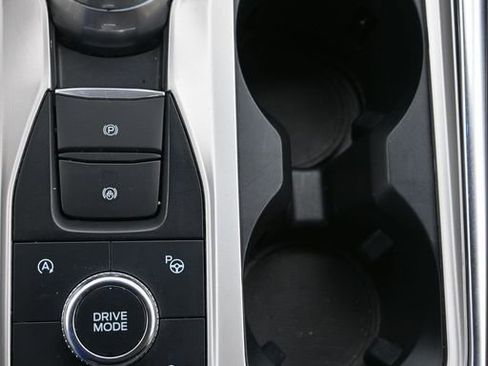 Used 2022 Ford Explorer Platinum w/ Equipment Group 601A AWD/4WD image 15