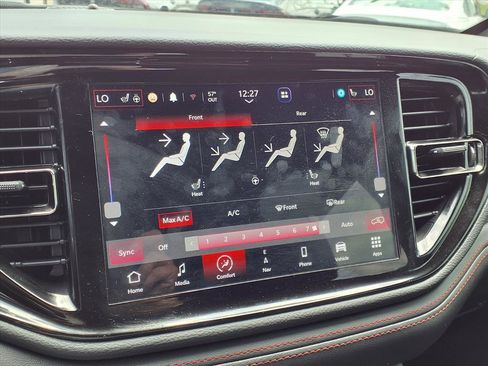 Used 2026 Dodge Durango GT w/ Blacktop Package AWD/4WD image 5