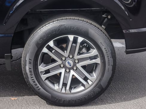 Certified 2022 Ford F150 XL w/ STX Appearance Package RWD image 8