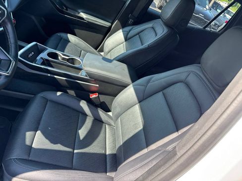 Used 2025 Chevrolet Equinox LT w/ Convenience Package II AWD/4WD image 9
