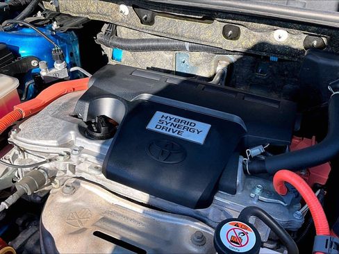 Certified 2018 Toyota RAV4 Limited image 32