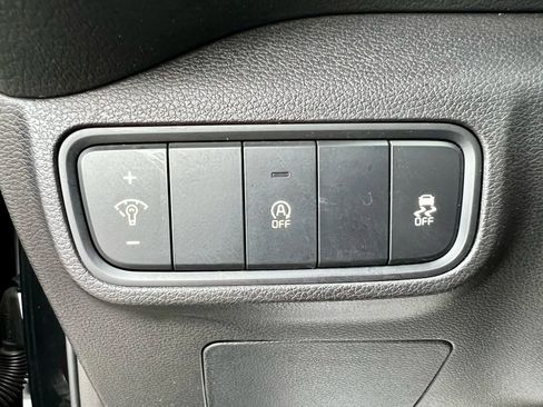 Used 2022 Kia Soul LX image 34