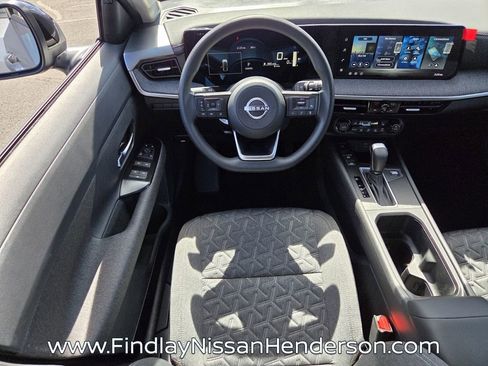 New 2026 Nissan Kicks SV w/ Charging Package FWD image 9
