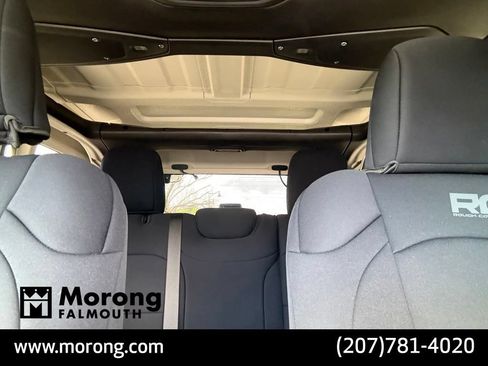 Used 2025 Jeep Wrangler Unlimited Sport AWD/4WD image 43