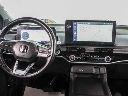 Used 2024 Honda Prologue Touring image 17