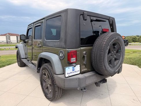 Used 2015 Jeep Wrangler Unlimited Sport w/ Quick Order Package 24S AWD/4WD image 8