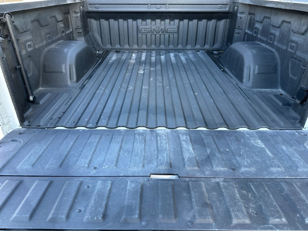 Used 2025 GMC Sierra 1500 AT4 AWD/4WD image 14