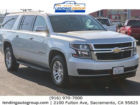 Used 2016 Chevrolet Suburban LT image 5