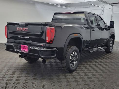 Used 2021 GMC Sierra 2500 AT4 image 8
