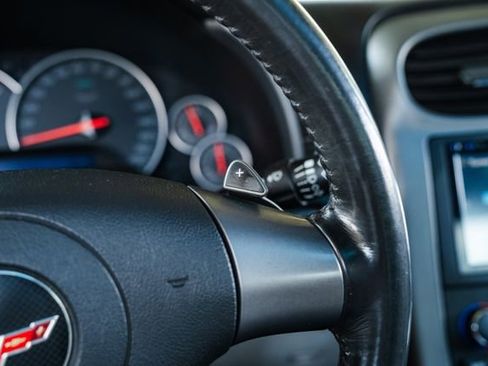 Used 2006 Chevrolet Corvette Coupe w/ Preferred Equipment Group image 64