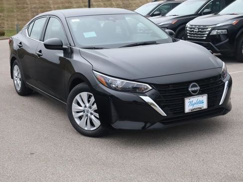 New 2025 Nissan Sentra S image 2