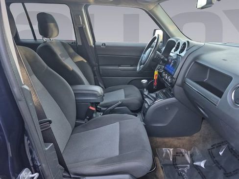Used 2016 Jeep Patriot Sport w/ Power Value Group image 17