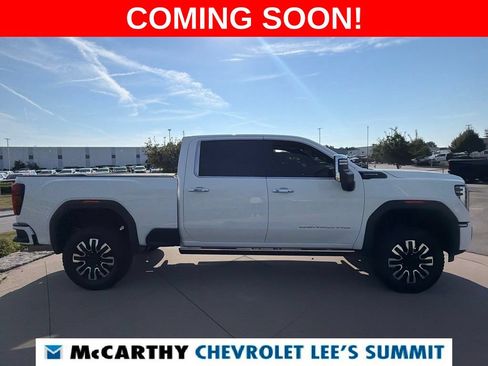 Used 2024 GMC Sierra 2500 Denali Ultimate w/ Max Trailering Package AWD/4WD image 18