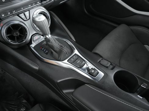 Used 2022 Chevrolet Camaro SS RWD image 18