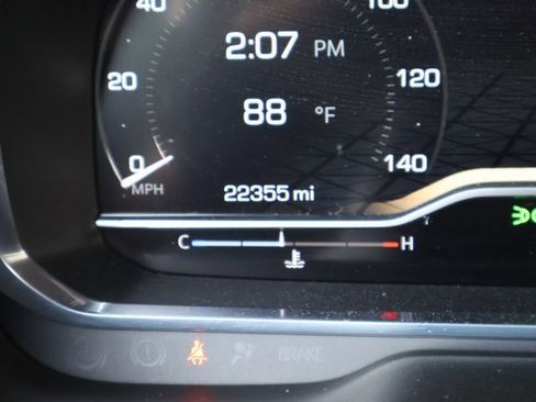 Certified 2022 GMC Yukon AT4 w/ Technology Package image 29