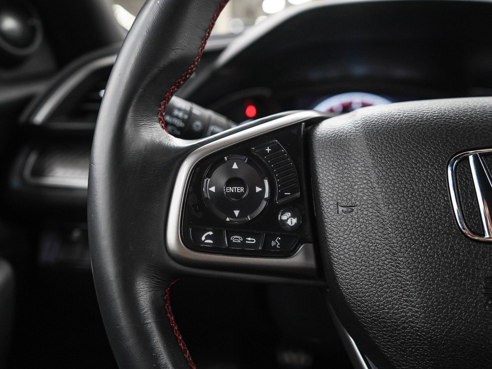 Used 2018 Honda Civic Si image 20