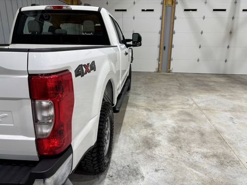 Used 2020 Ford F250 XL w/ Power Equipment Group image 10