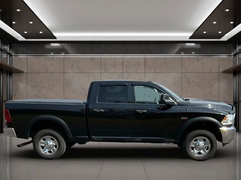 Used 2015 RAM 2500 Tradesman w/ Chrome Appearance Group image 7