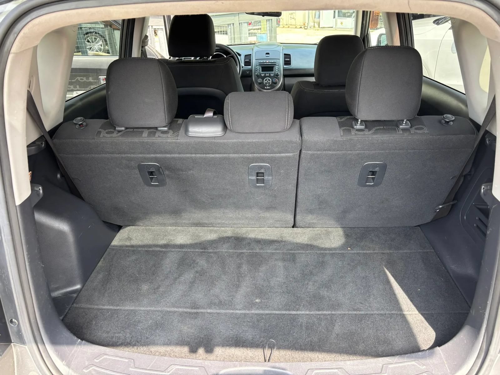 Used 2012 Kia Soul + FWD image 18