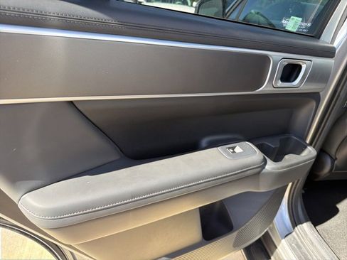 Used 2025 Hyundai Santa Fe XRT image 13