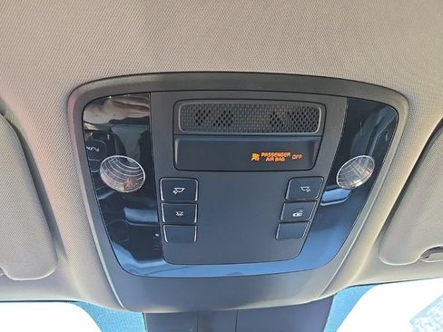 Certified 2023 Kia Carnival LX FWD image 26