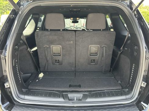Used 2023 Dodge Durango GT RWD image 36