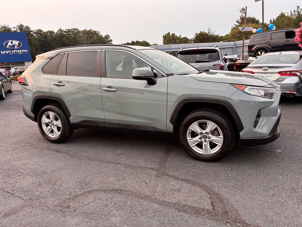 Used 2021 Toyota RAV4 XLE FWD image 8