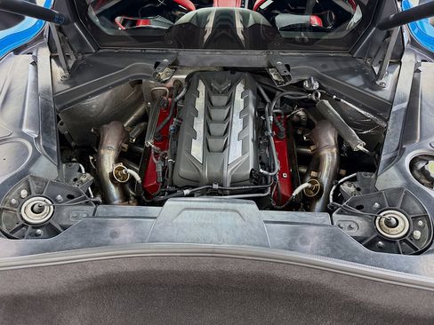 Used 2020 Chevrolet Corvette Stingray Preferred Cpe w/ 2LT Preferred Equipment Group RWD image 27