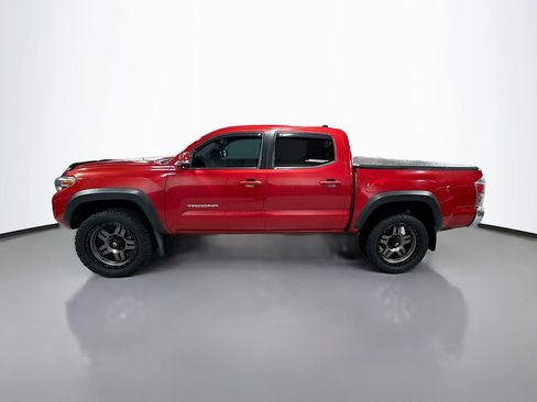 Used 2020 Toyota Tacoma TRD Off-Road image 5