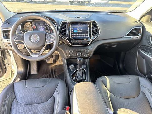 Used 2021 Jeep Cherokee Limited w/ Mopar Interior Package image 9