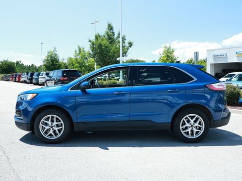 Used 2024 Ford Edge SEL AWD/4WD image 9