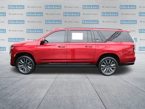 Used 2022 Cadillac Escalade ESV Sport w/ Touring Package image 10