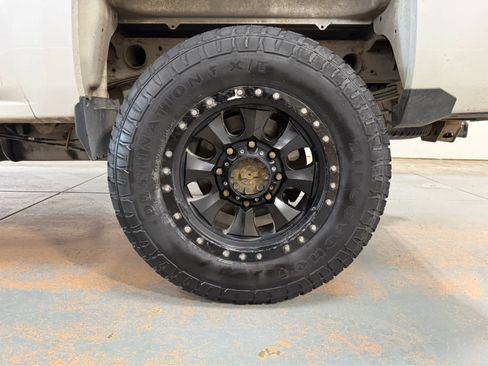 Used 2015 Chevrolet Silverado 2500 W/T w/ WT Convenience Package AWD/4WD image 9