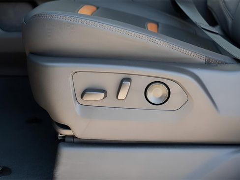 New 2026 GMC Sierra 2500 AT4 w/ AT4 Premium Plus Package image 21