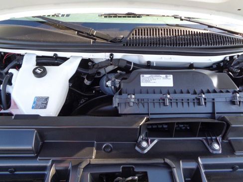 Used 2023 Chevrolet Express 2500 w/ Driver Convenience Package image 12