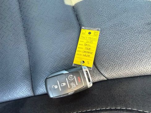 Used 2025 RAM 1500 Laramie AWD/4WD image 16