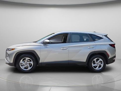 Used 2024 Hyundai Tucson SE FWD image 3