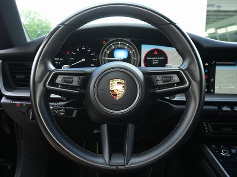 Used 2022 Porsche 911 Carrera image 12