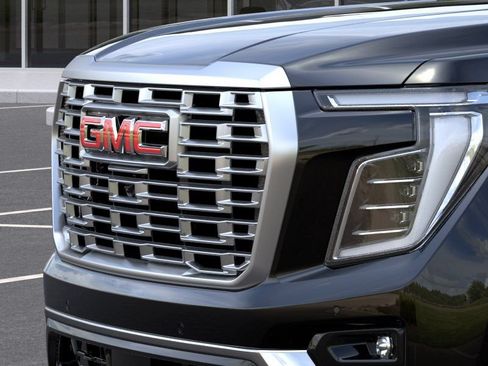 New 2026 GMC Yukon XL Denali w/ Sun & Power Step Package AWD/4WD image 13