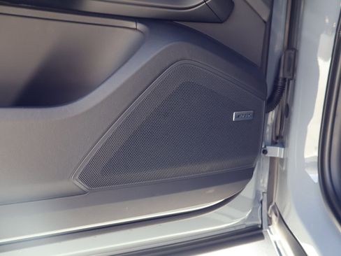 New 2026 Porsche Cayenne Turbo image 14