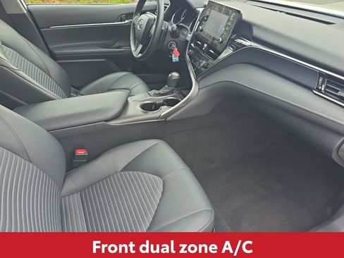 Used 2024 Toyota Camry SE image 15