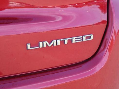 Used 2025 Jeep Compass Limited AWD/4WD image 8