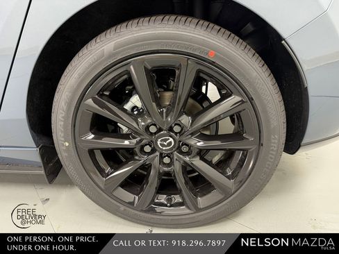 New 2026 MAZDA MAZDA3 Hatchback w/Premium Plus Pkg image 12