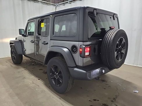 Used 2021 Jeep Wrangler Unlimited Sport AWD/4WD image 4