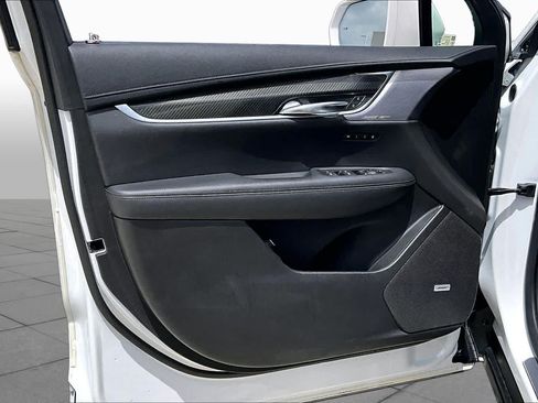 Used 2020 Cadillac XT6 Sport AWD/4WD image 24