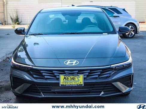 New 2025 Hyundai Elantra Sport FWD image 2
