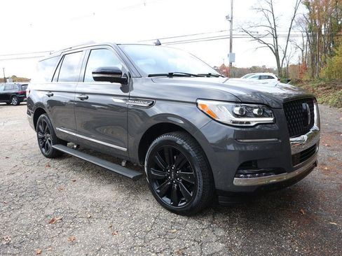 Used 2024 Lincoln Navigator Black Label image 7